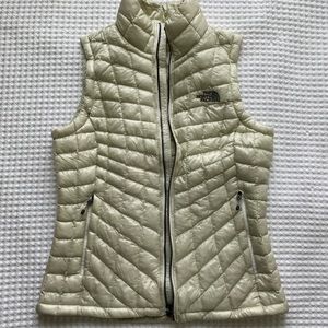 North Face Thermoball Vest S